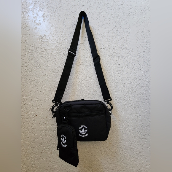 ADIDAS ORIGINALS ORI PUFFER & POUCH CROSSBODY BAG, Color Black- UNISEX NWT - Picture 8 of 9